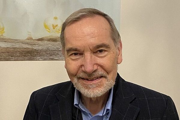 Porträtfoto Prof. Joseph Sievers