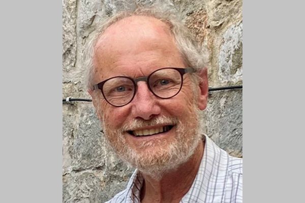 Porträtfoto Peter Dettwiler